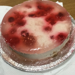 苺レアチーズケーキ